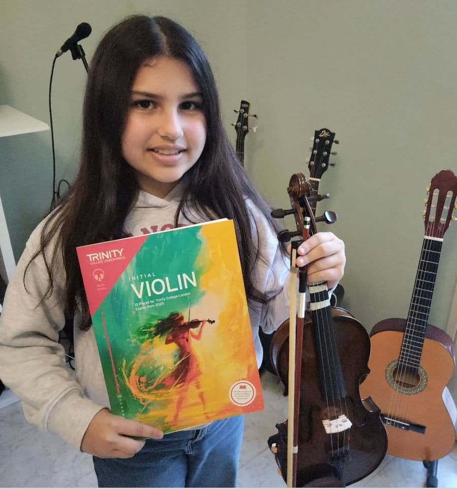 STUDENTE TRINITY VIOLINO